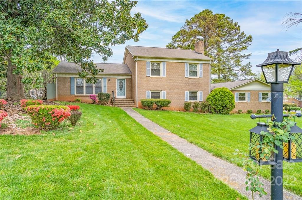 2061 Middleton Place