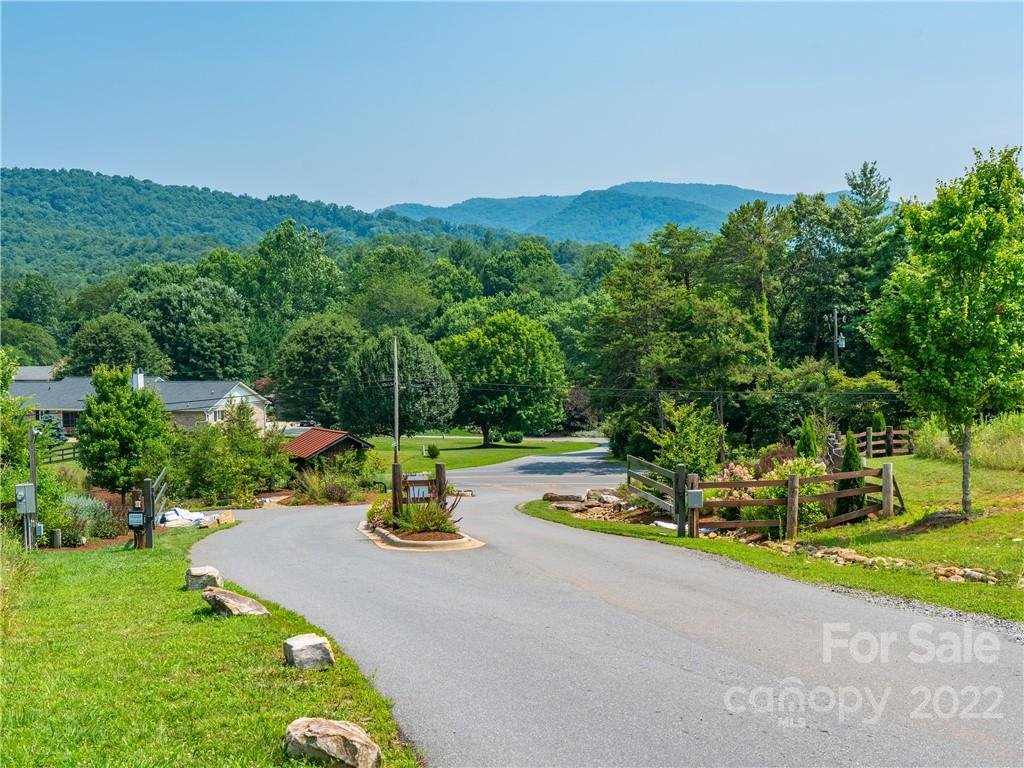 25 Trail Top Drive 40