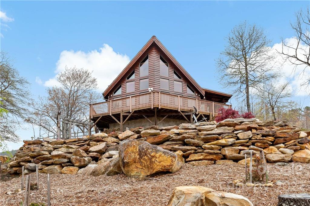 198 Hawks Nest Lane