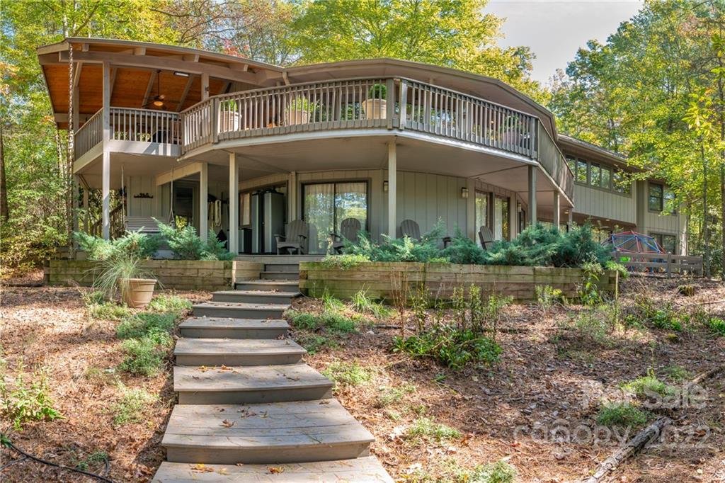 148 Grouse Lane
