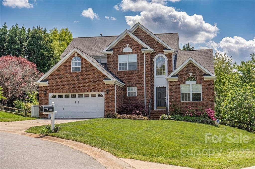 20326 Berry Circle