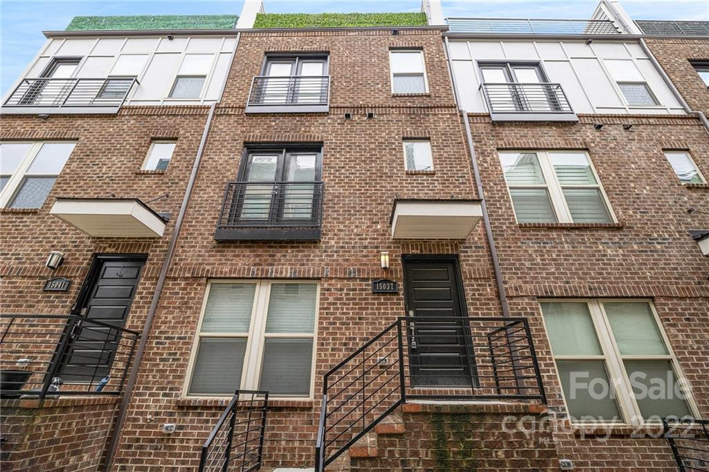 15037 New Amsterdam Lane