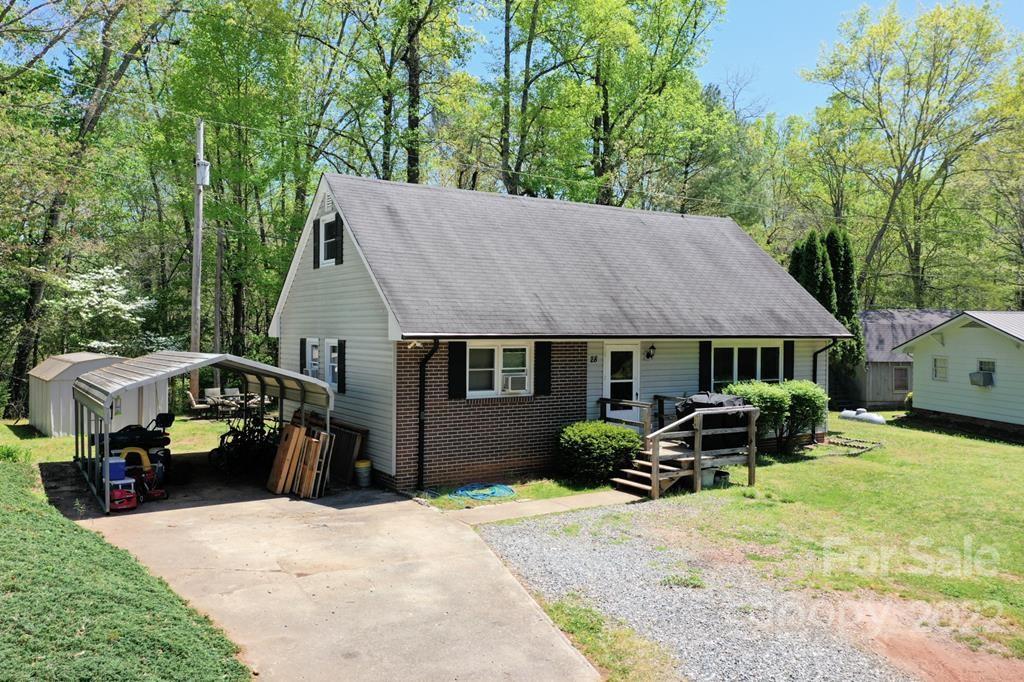 28 Poppy Lane