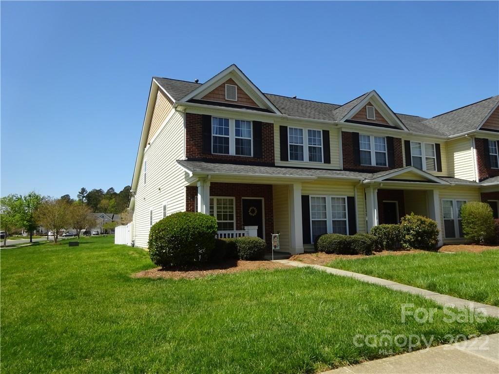 2054 Oakstone Drive