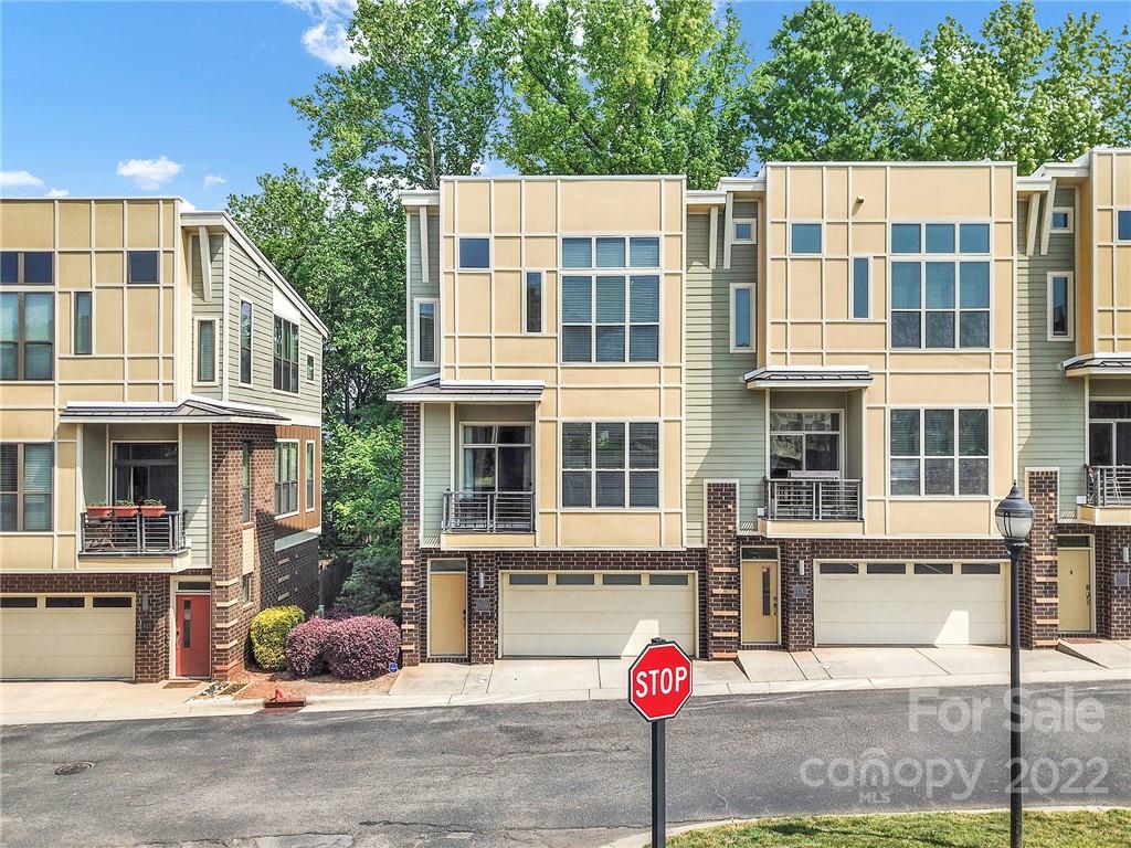 435 Steel Gardens Boulevard