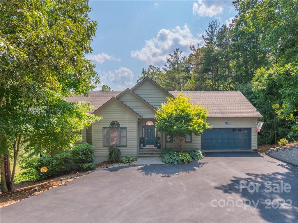 3 Preston Court