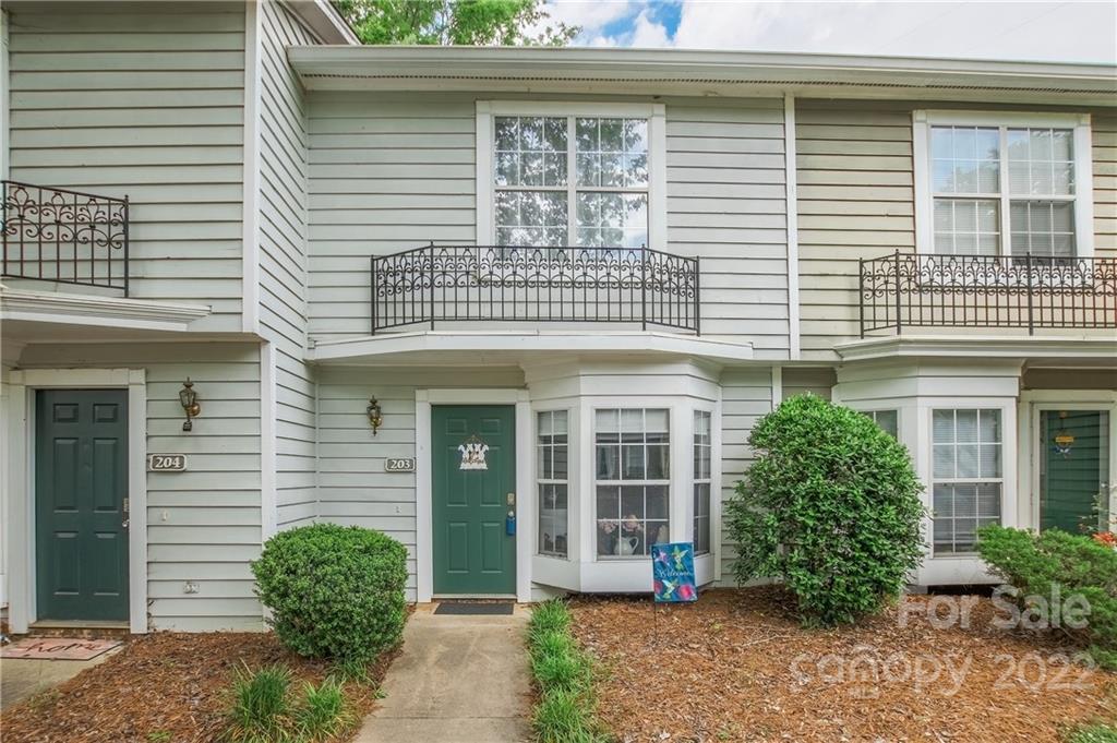203 Heritage Parkway
