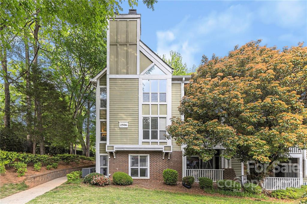 2506 Cranbrook Lane