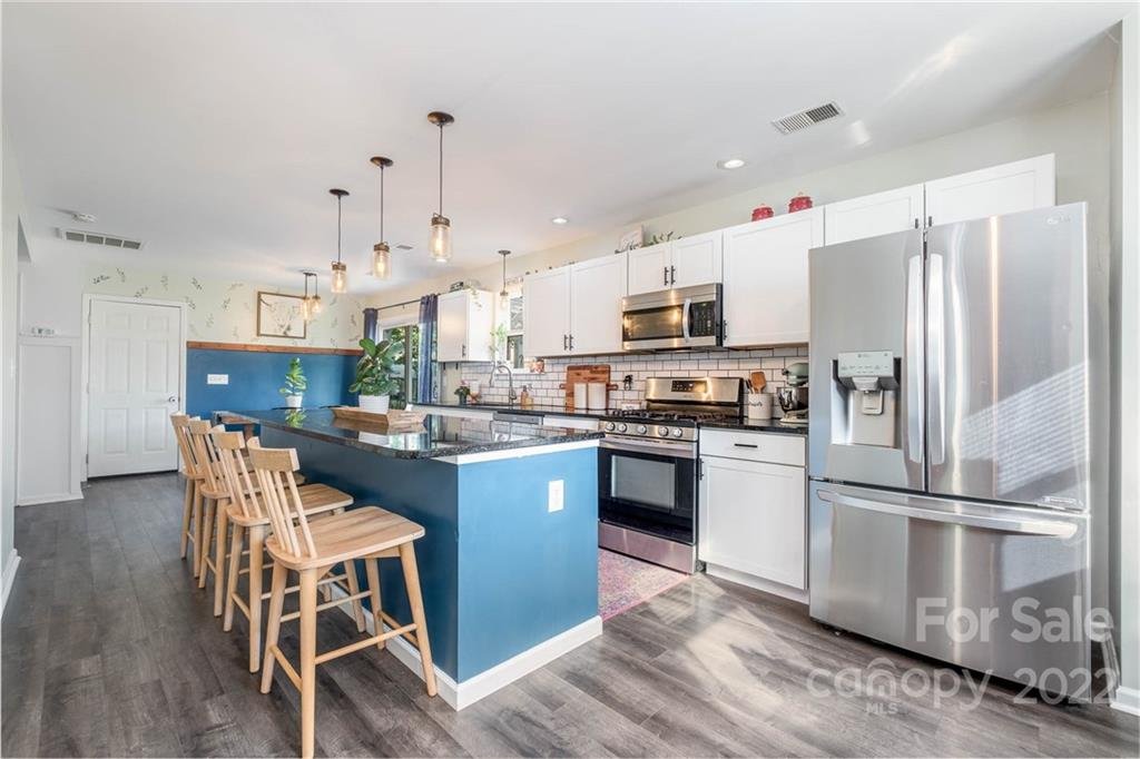 505 Viking Drive