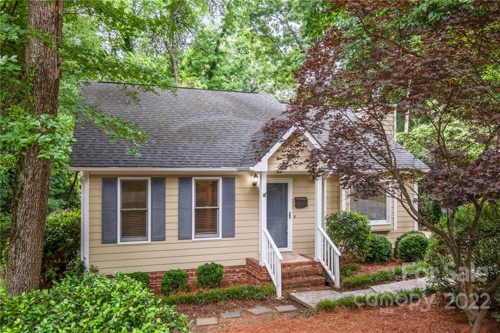818 Lochridge Road