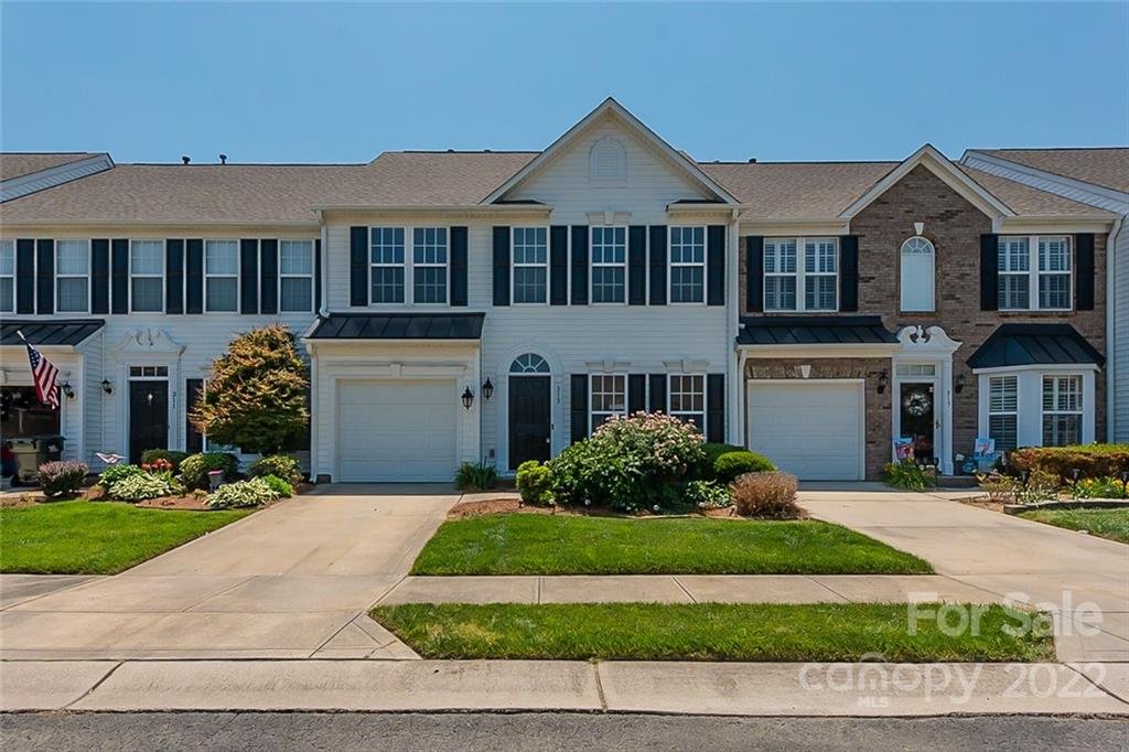 313 Shingleoak Drive
