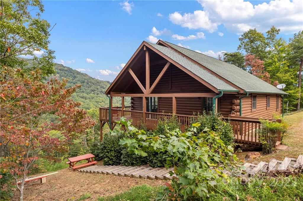 445 Mountain Lookout Drive