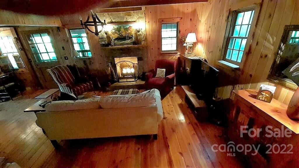 98 Spring Brook Road