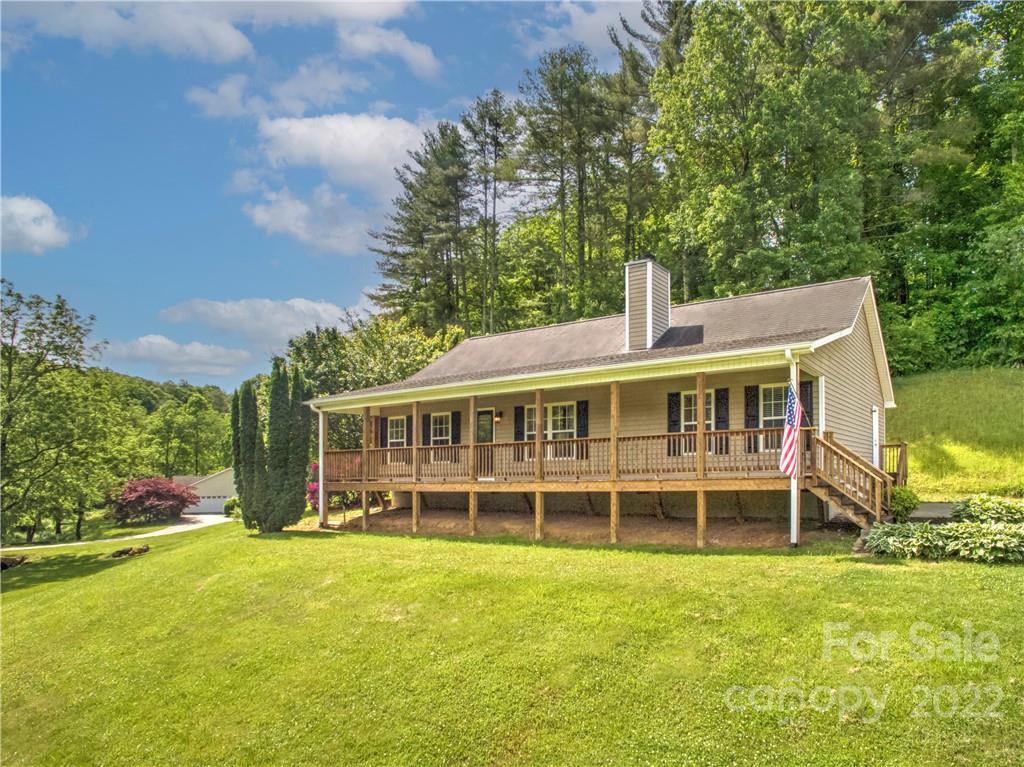 618 Brook Knoll Circle