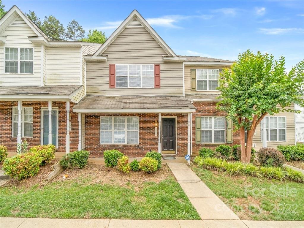 7863 Petrea Lane