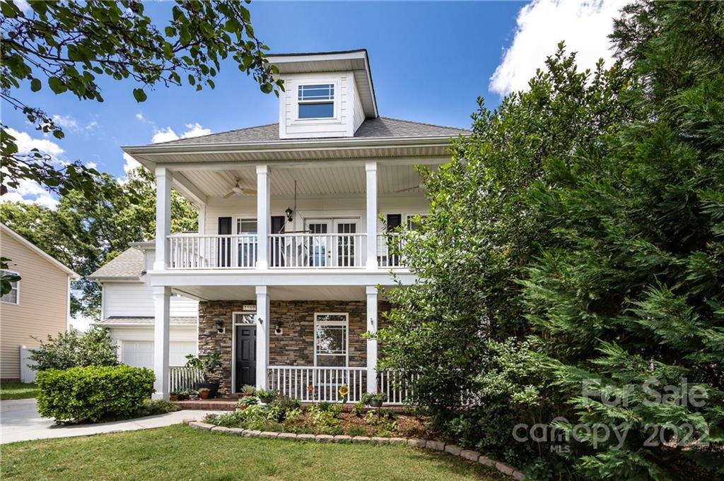 1012 Bungalow Drive