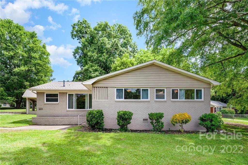 4211 Seaforth Drive