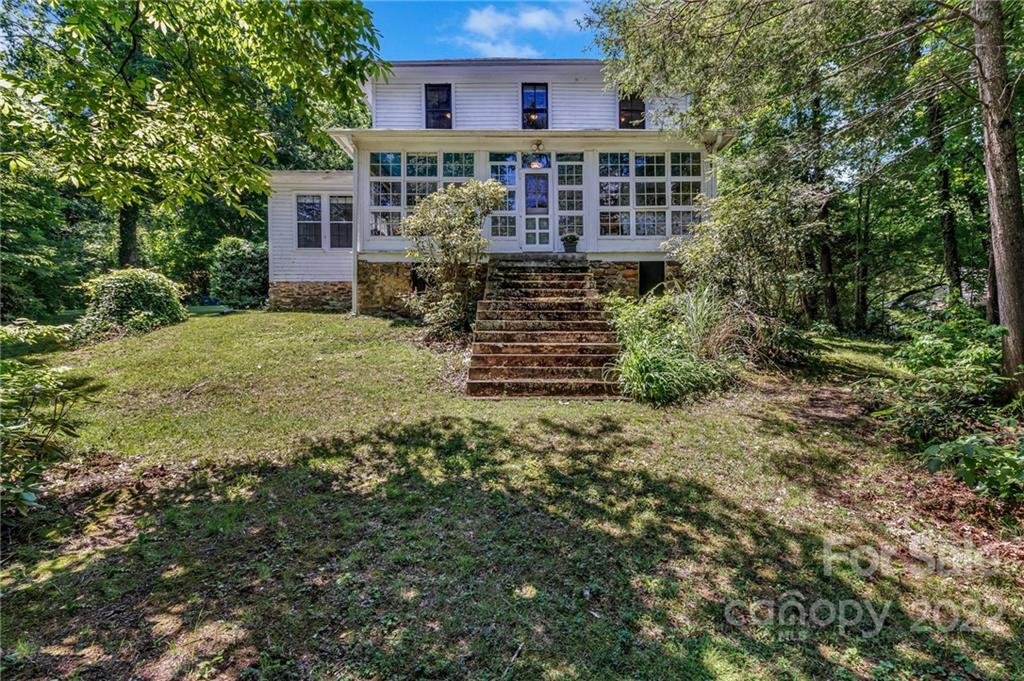 104 Yates Avenue
