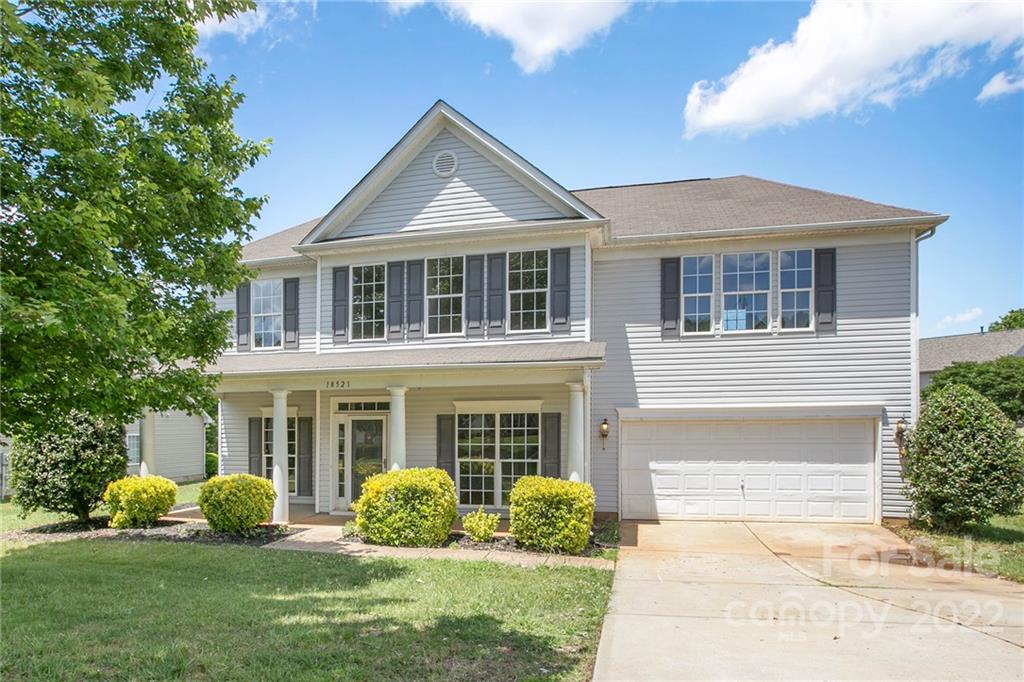 18521 Torrence Chapel Estates Circle