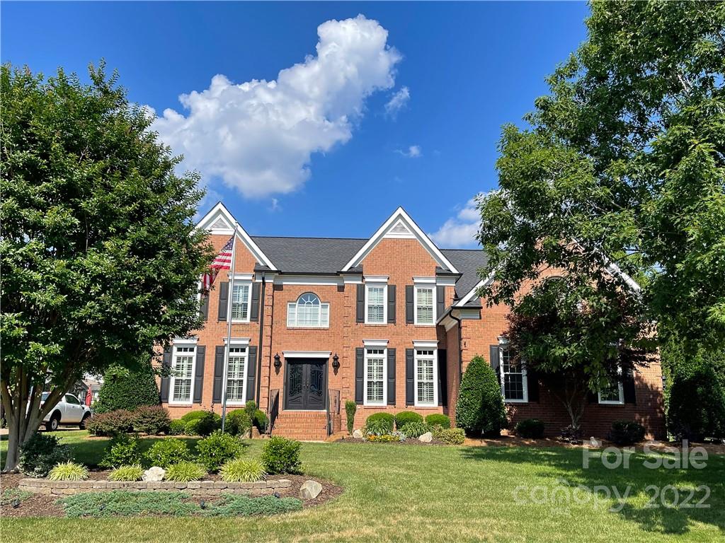 5611 Legacy Circle
