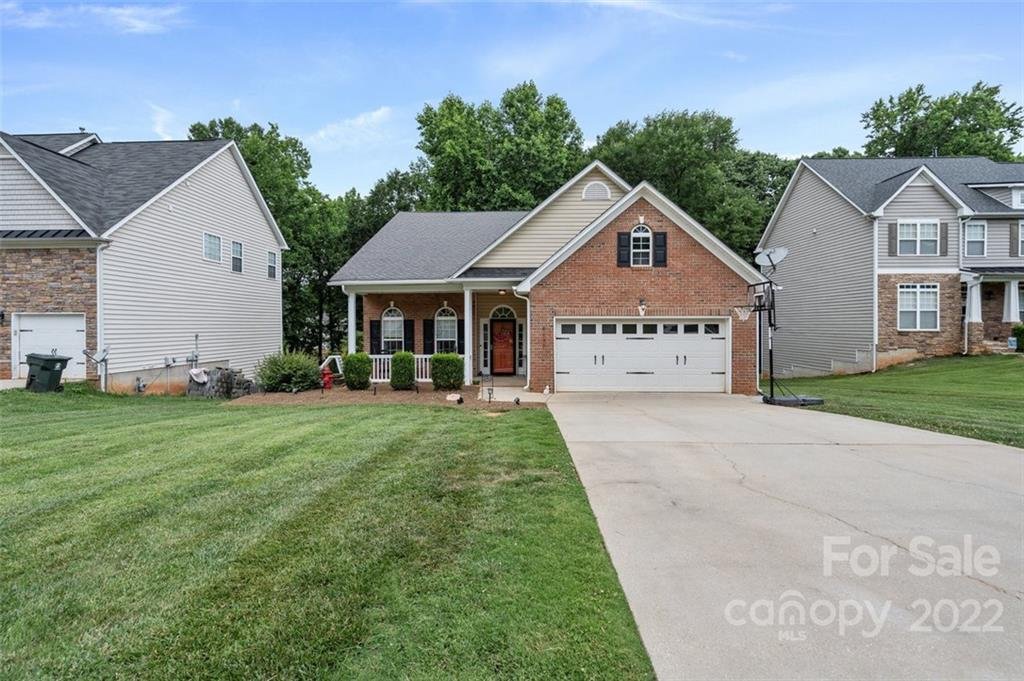 5029 Meadow Woods Drive