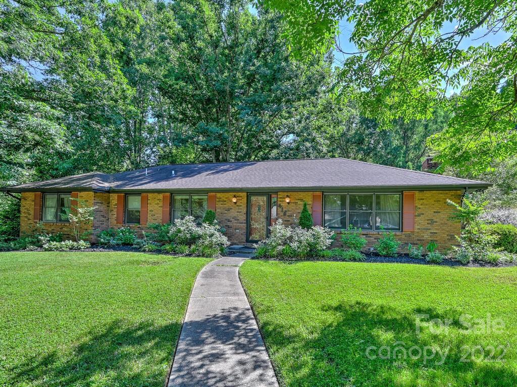 416 Periwinkle Drive