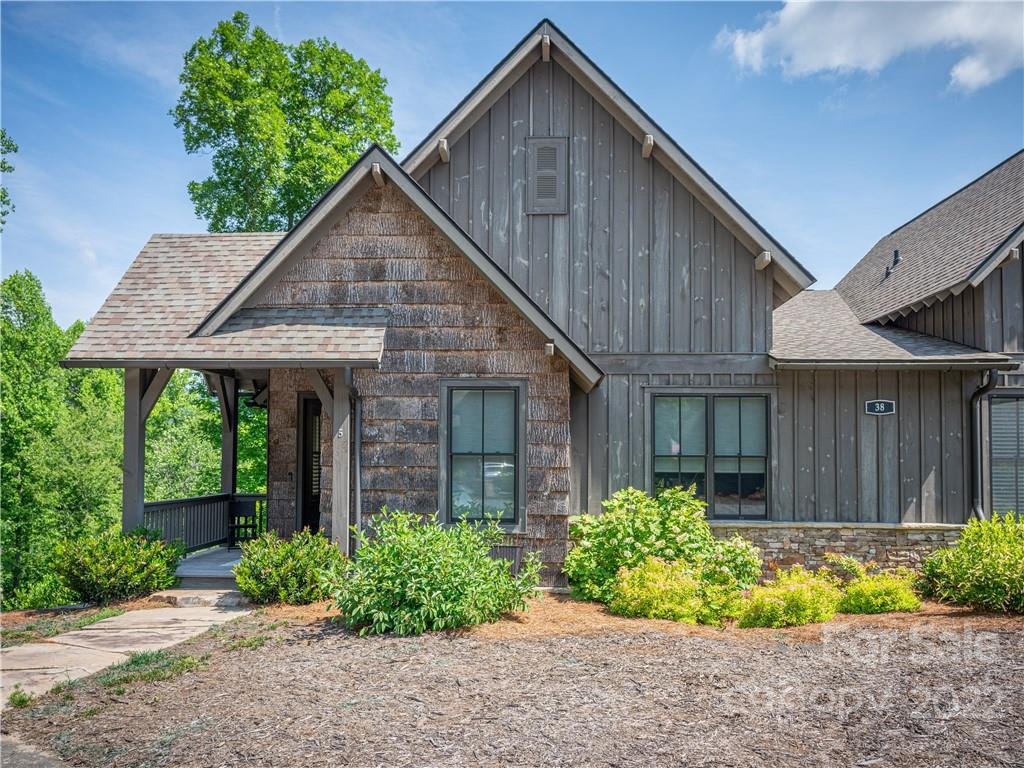 38 5 E Saddle Notch Lane
