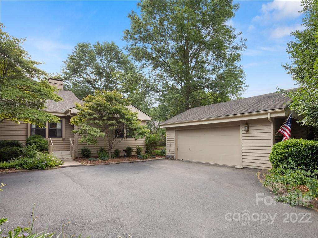 3703 Trinity Court