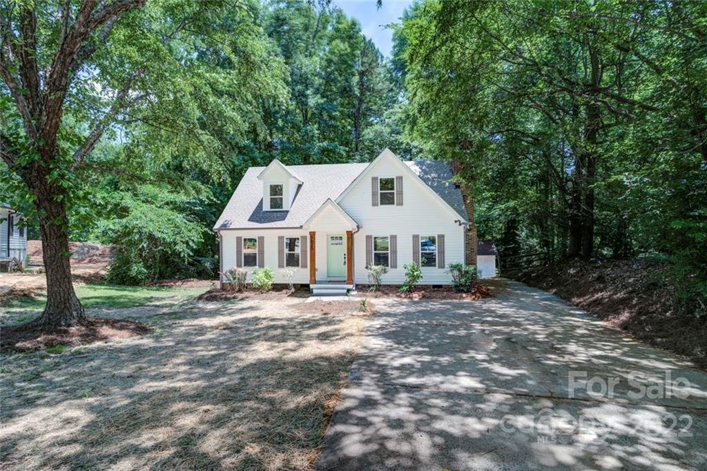 7425 Honey Flower Place