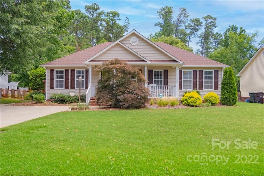 1468 Lowell Trace