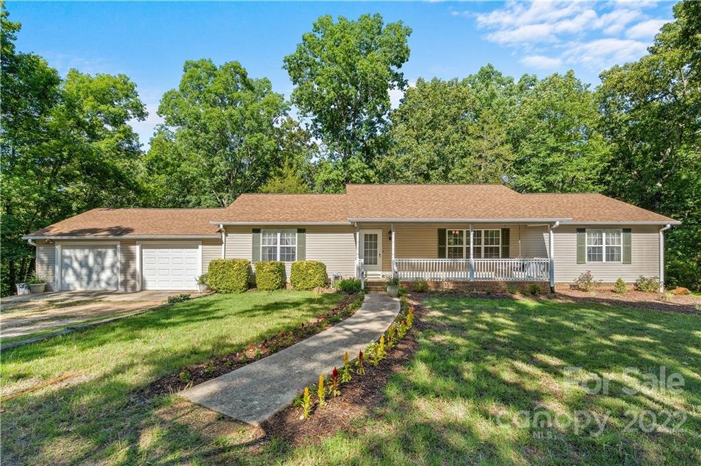 330 Orindawood Road