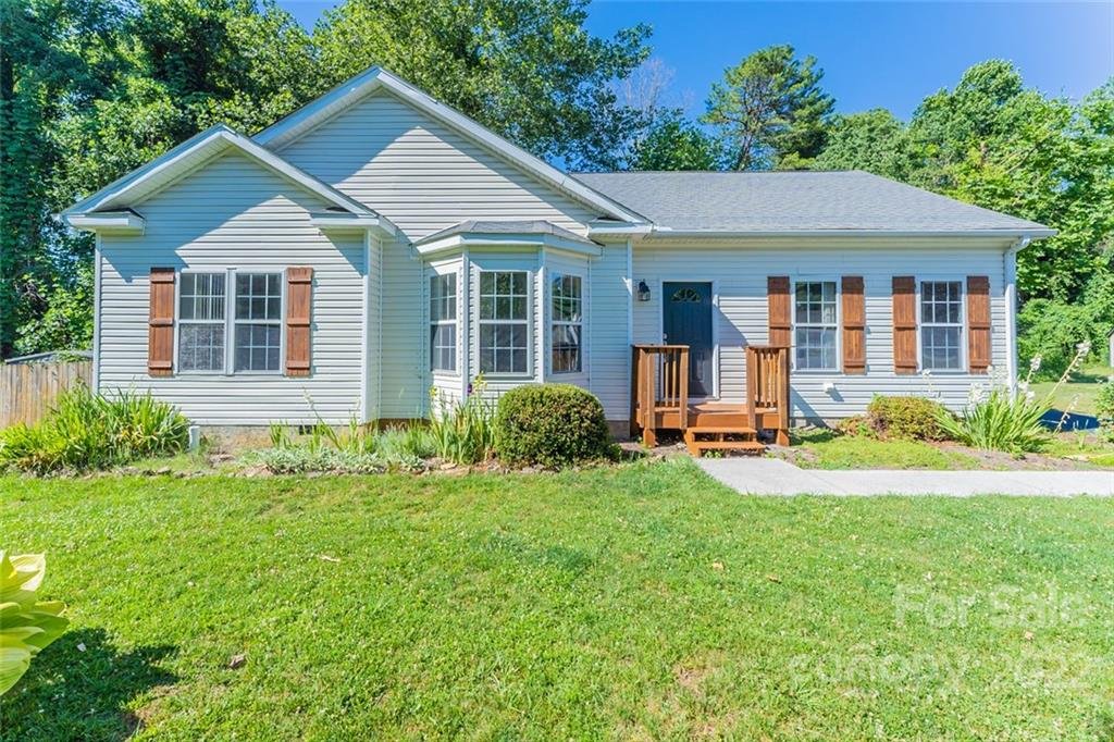 205 Zachs Place