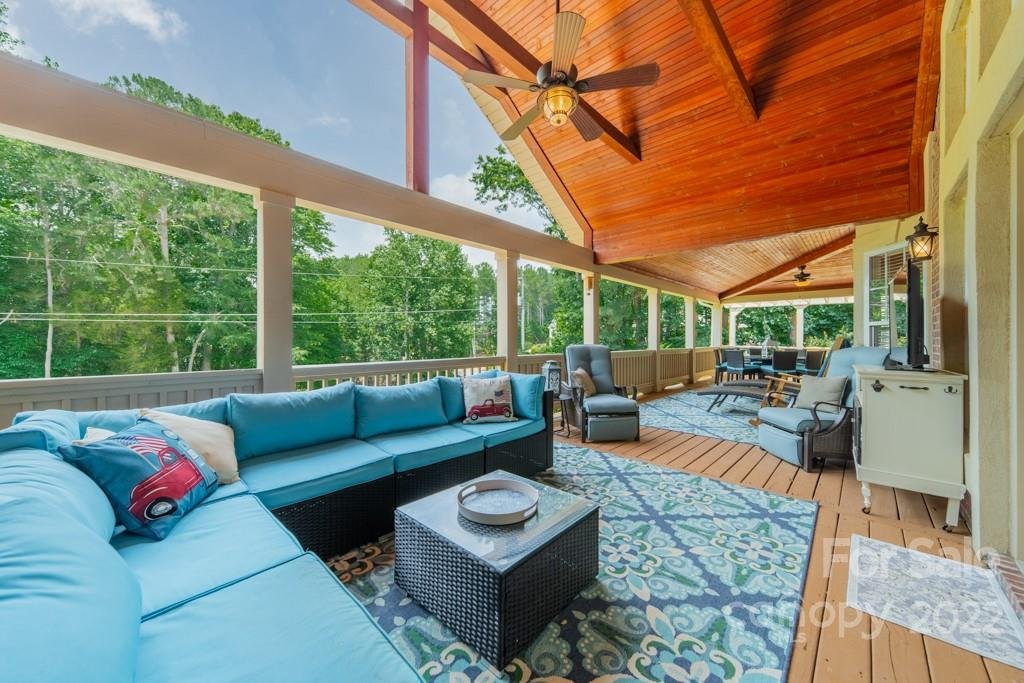 378 Chuckwood Road