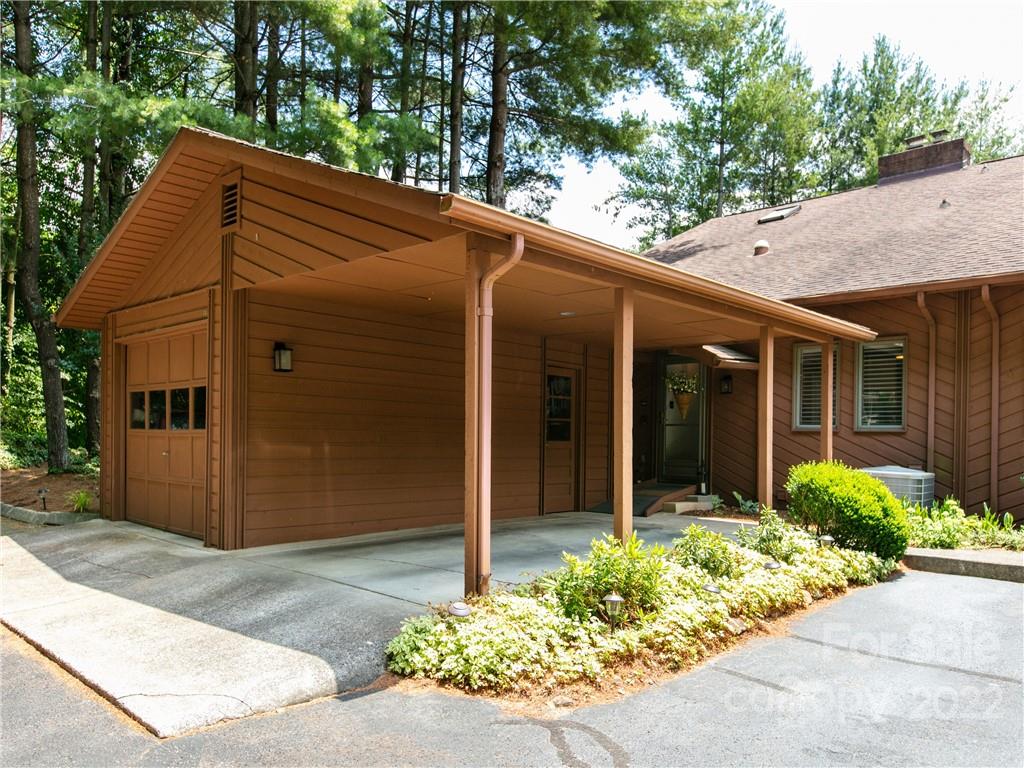 106 Woodfield Drive