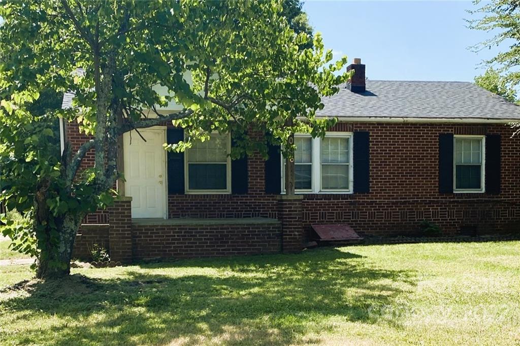 1006 Peachtree Road