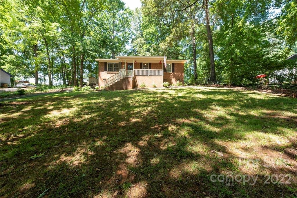 3906 Wonderland Drive