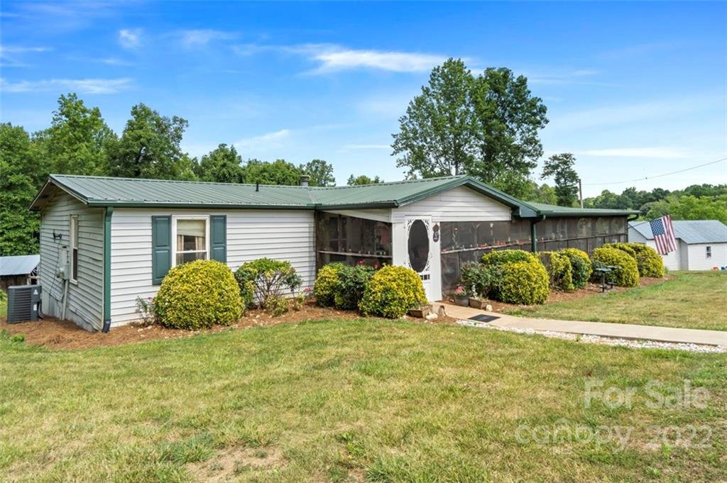 4585 Bouy Lane