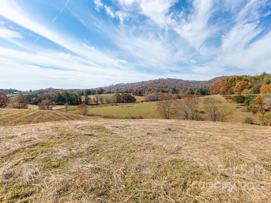 136 Golden Pasture Drive 5