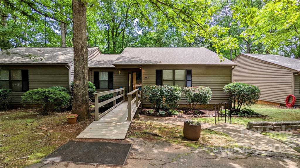 378 Tall Oaks Trail