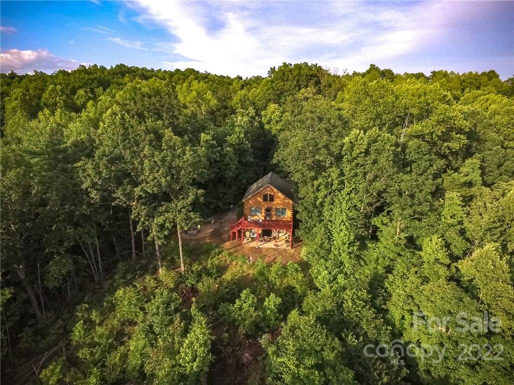 1610 Deer Run