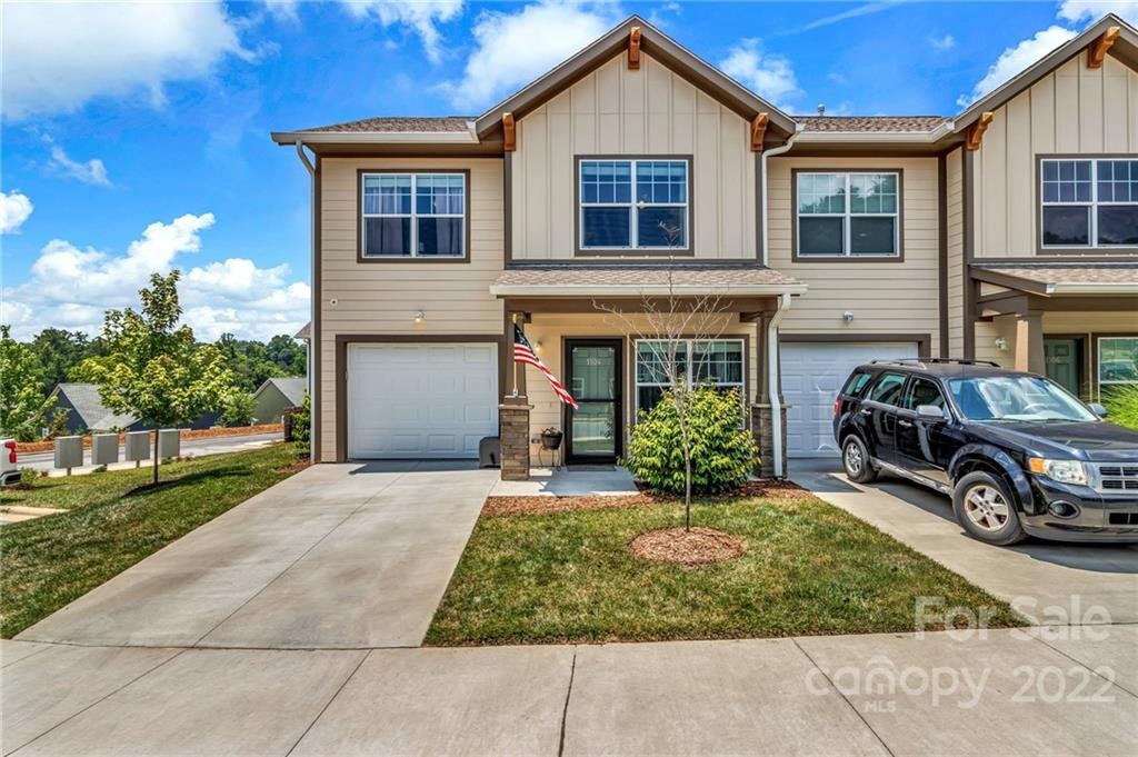 1104 Lynwood Forest Road