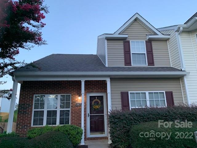 665 Rock Lake Glen
