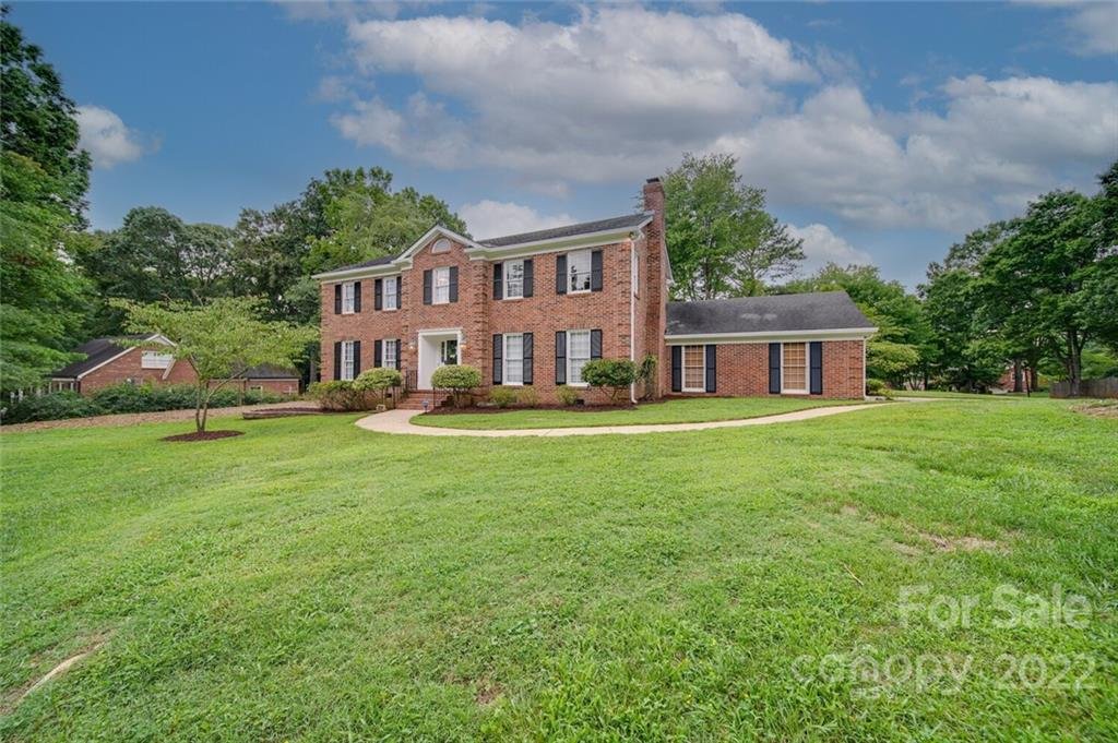 10238 Woodview Circle