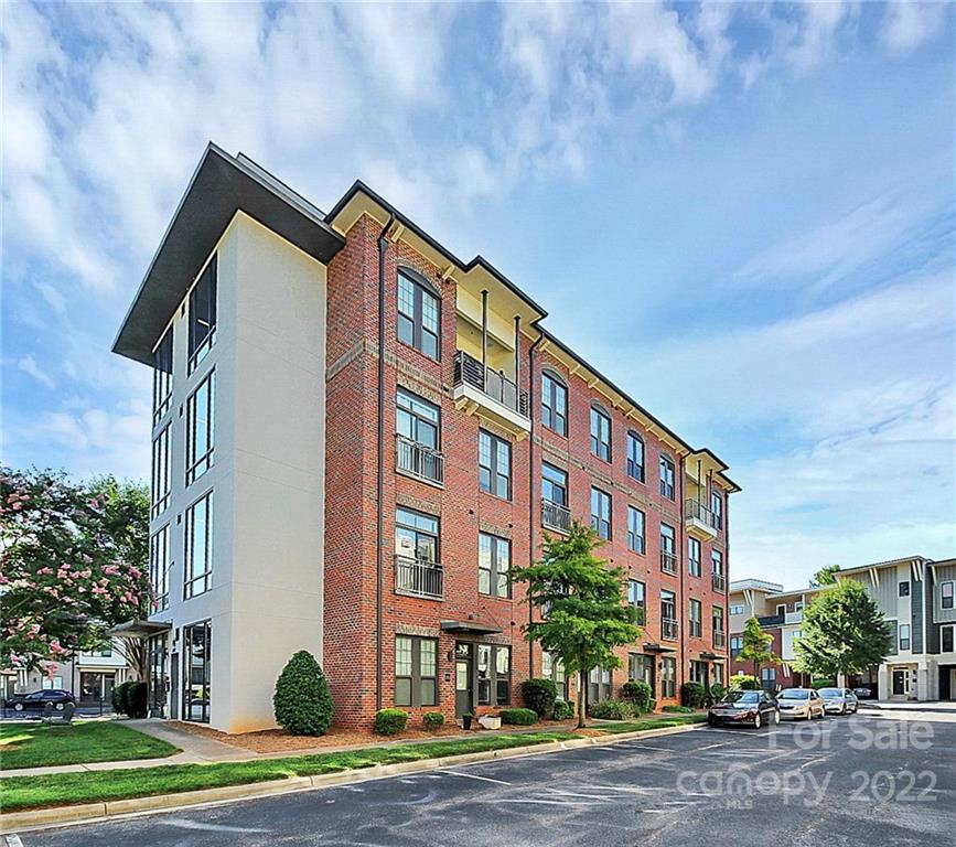 3271 Noda Boulevard