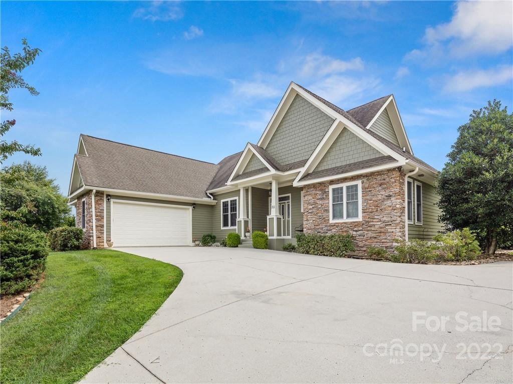 311 Fairway Falls Road