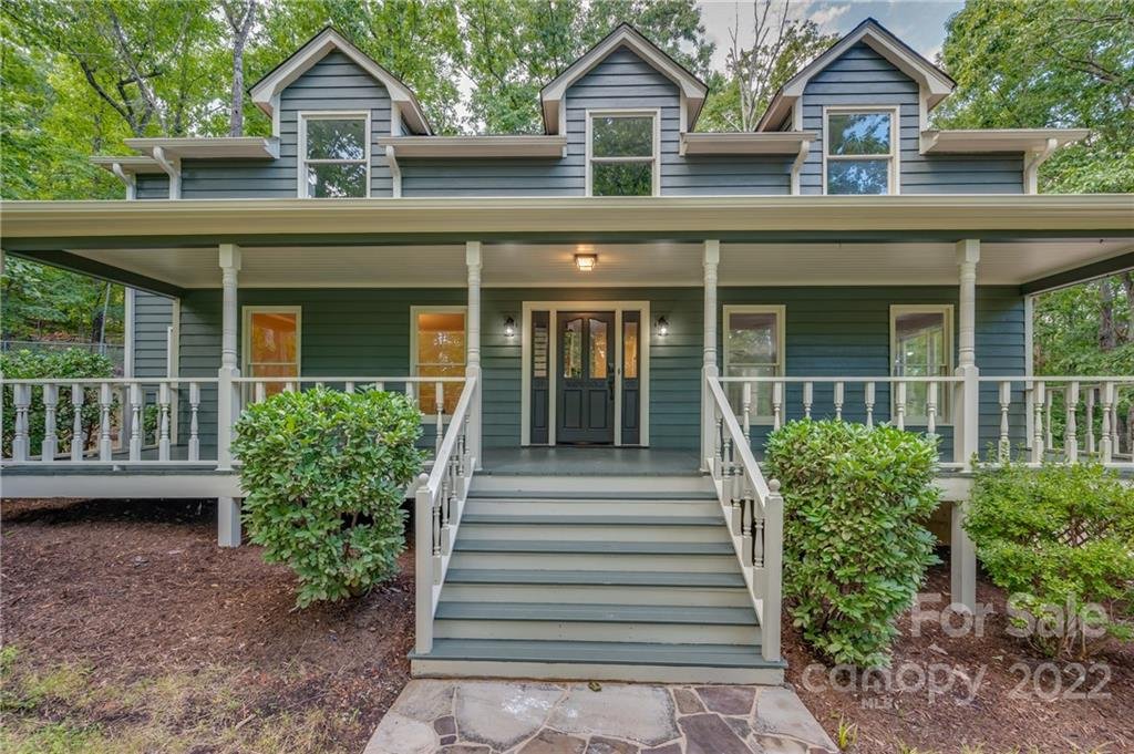 370 Ivy Drive