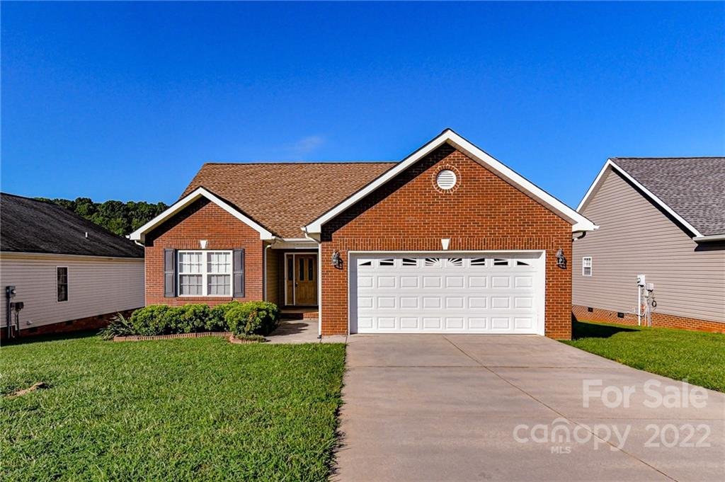1605 Mayfair Drive