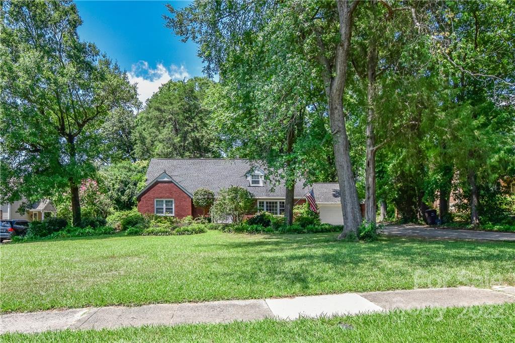 811 Myrtle Drive