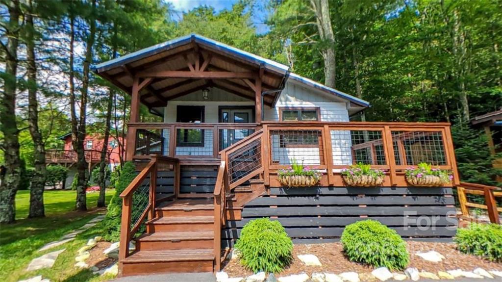72 River Road