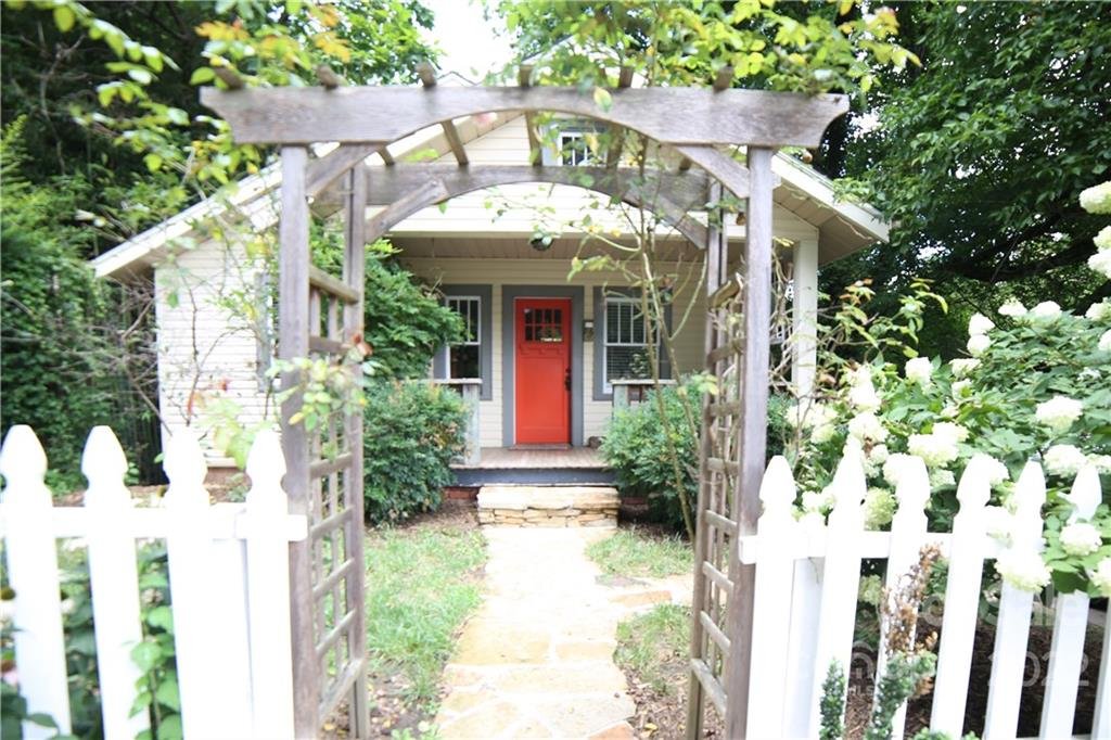 86 Annandale Avenue